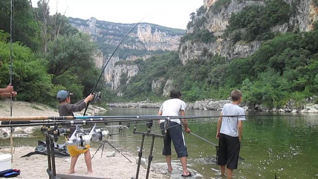 "Les Tournesols" Villa Saint-Martin-d'Ardeche Luaran gambar