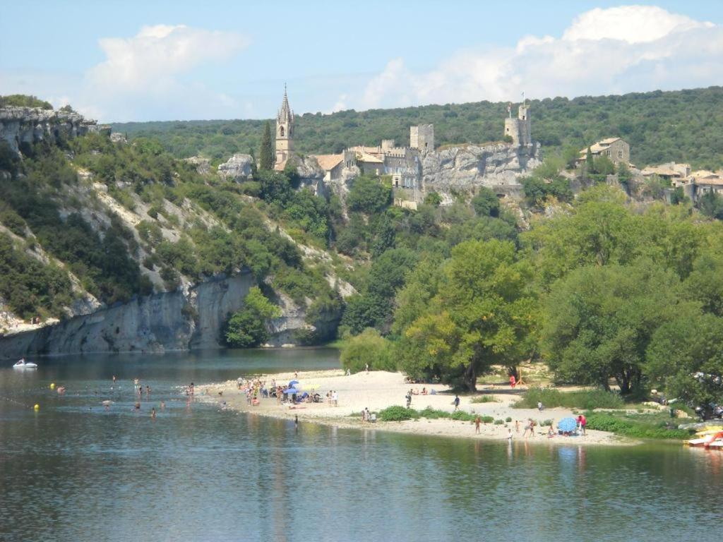 "Les Tournesols" Villa Saint-Martin-d'Ardeche Luaran gambar